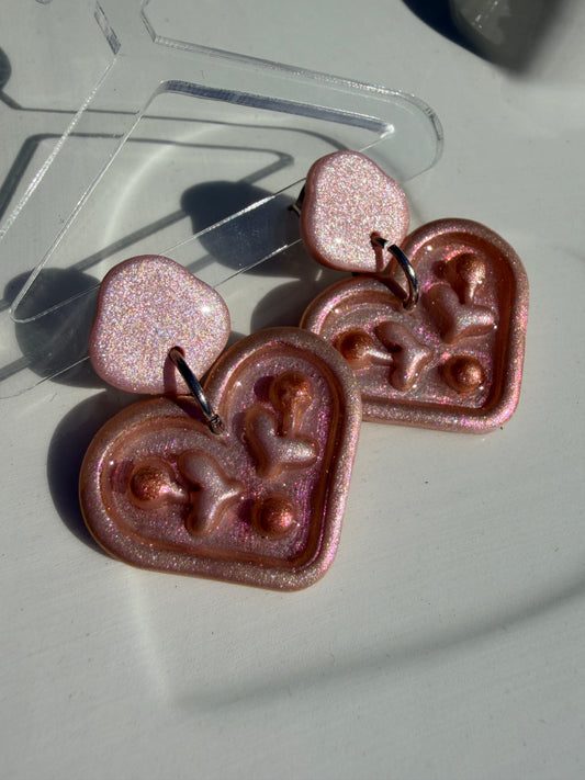 Elise Folk Heart Earrings - Mini
