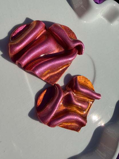 OOAK Wavy Hearts in Golden Pink Colorshift - L